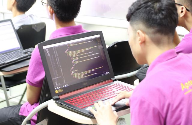 Học ACCP – NCC, sinh viên được cấp bằng Aptech (Ấn Độ ) & NCC (Anh Quốc)